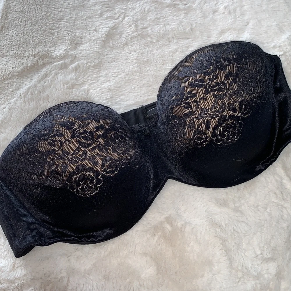 40DD Soma Stunning Support Lightly lined strapless bra
